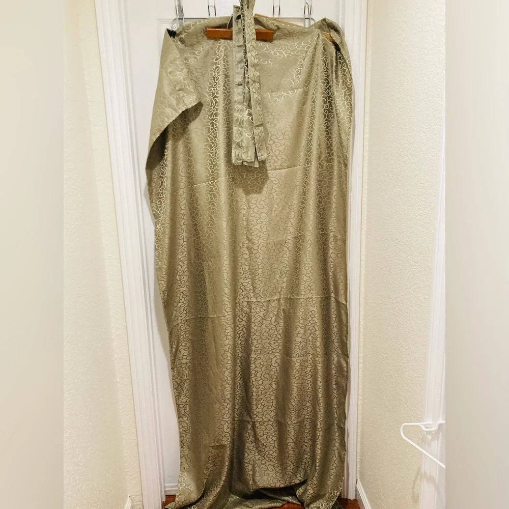 5 for $10: 3” x 9” Green Curtain + Rod Guide on Top and‎ Bottom + Buttonholes